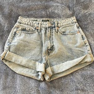 Wild Fable women’s high rise mom shorts